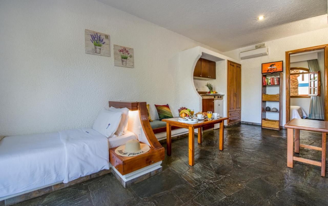 Agia Marina Folia Apartments Chania מראה חיצוני תמונה